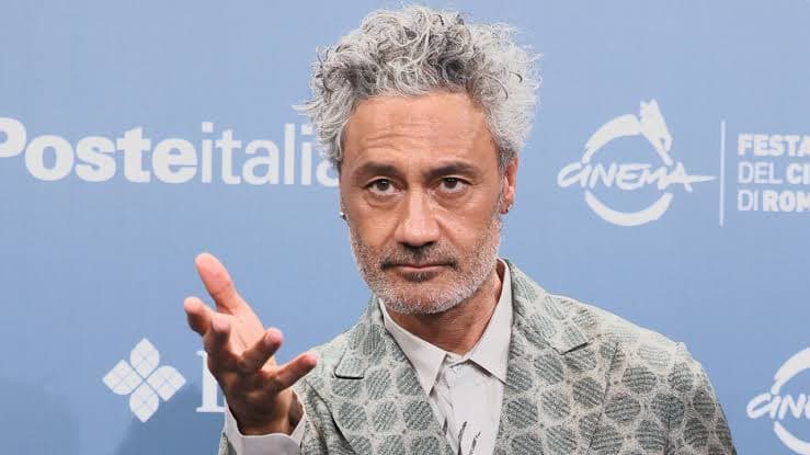 Taika Waititi confirma: filme de Star Wars está congelado