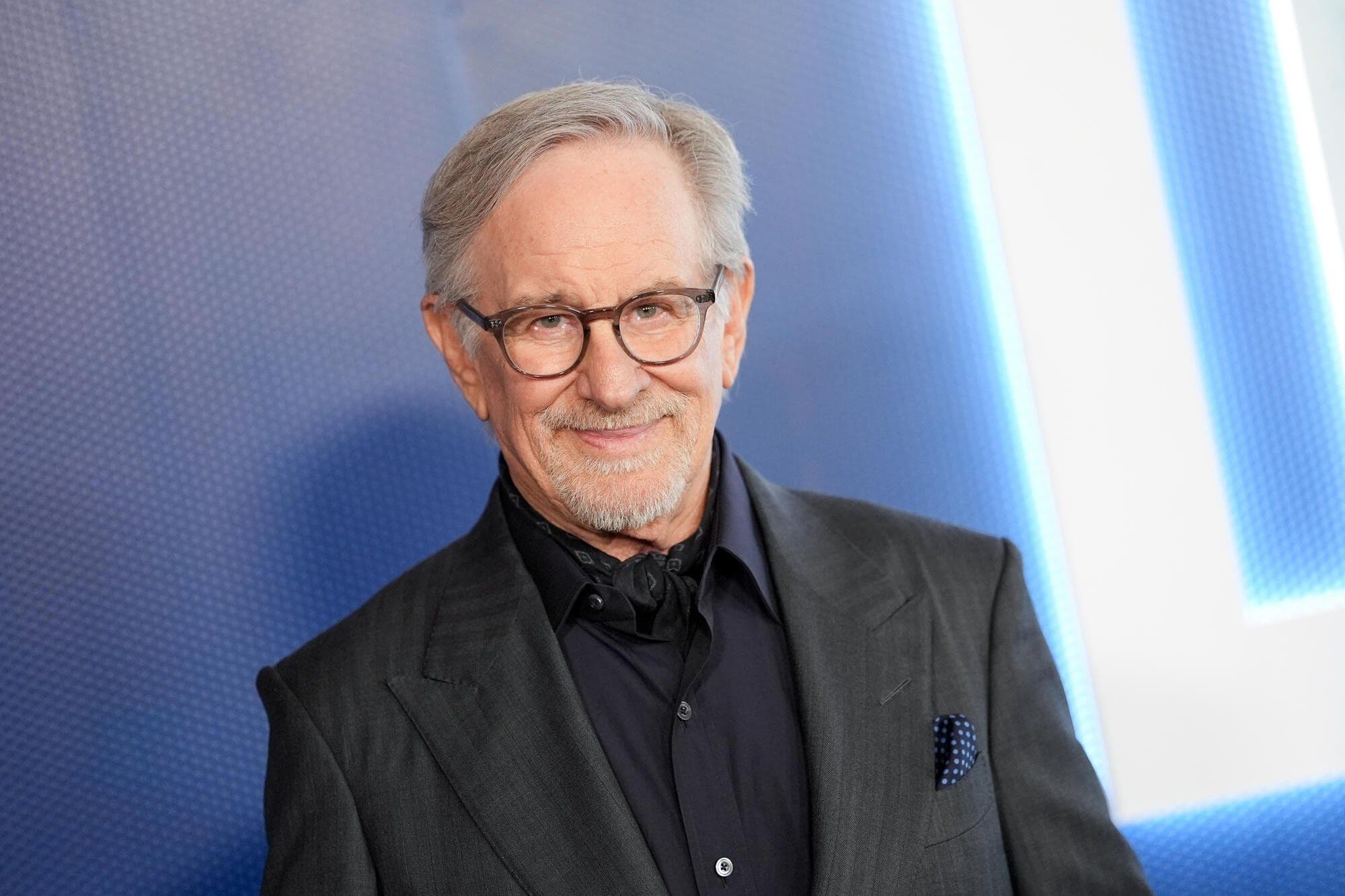 Michael Bay pode voltar a Transformers com Spielberg como produtor-chefe