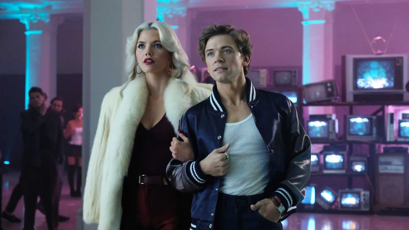 Estilhaços: a nova série adulta de Ryan Murphy chegou ao Disney+